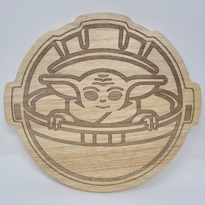 Star Wars The Mandalorian Yoda serving board with engraved details charcuterie